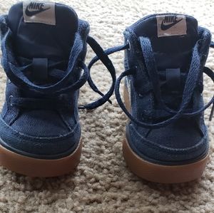 Nike Denim blue Toddler shoes in size 5